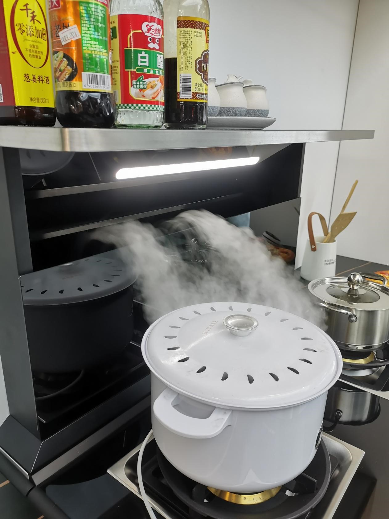 小戶型如何裝修廚房？這款帥豐集成灶，巧妙利用每一寸空間