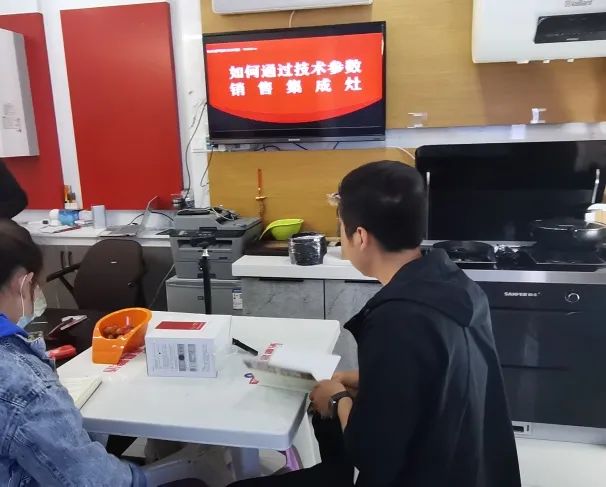 帥豐集成灶四月美食培訓活動 賦能終端銷售新動能