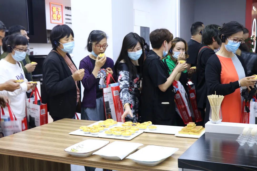 集成十大品牌帥豐電器聯(lián)合建設(shè)銀行開展建行家裝節(jié)活動(dòng)