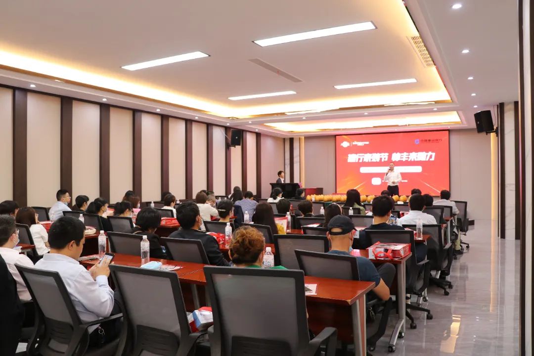 集成十大品牌帥豐電器聯(lián)合建設(shè)銀行開展建行家裝節(jié)活動(dòng)