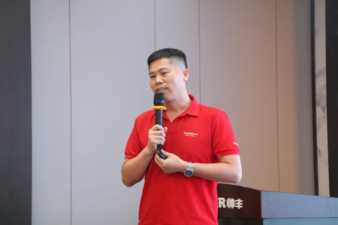 帥豐電器半年度總結(jié)會(huì)圓滿舉行，共商集成灶品牌帥豐未來發(fā)展規(guī)劃