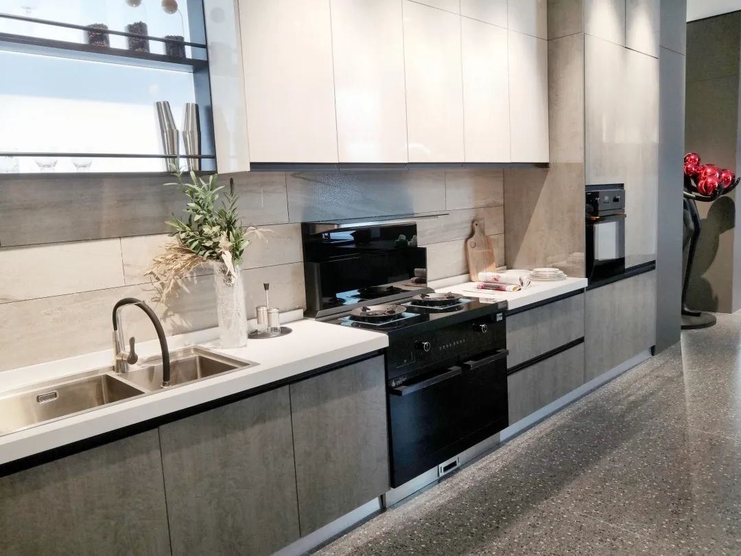 生活工作太慌張？有了集成灶品牌帥豐這個(gè)好幫手，省時(shí)又省力！