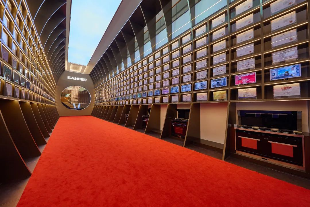 浙江省統(tǒng)計局一行蒞臨集成灶品牌帥豐電器參觀調(diào)研！