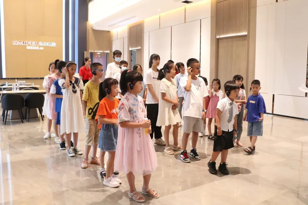 帥豐集成灶組織小美食家DIY趣游記活動(dòng)，在勞動(dòng)中尋找快樂(lè)