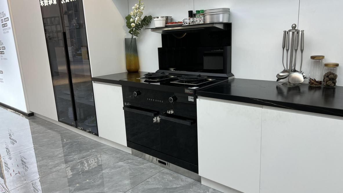 集成灶品牌哪個(gè)好？細(xì)數(shù)帥豐X1蒸烤同步集成灶3大亮點(diǎn)，做飯也能很簡(jiǎn)單