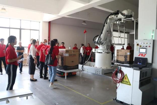 集成灶品牌帥豐電器“登頂計(jì)劃”加盟合作峰會(huì)圓滿(mǎn)成功！