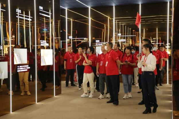 集成灶品牌帥豐電器“登頂計(jì)劃”加盟合作峰會(huì)圓滿(mǎn)成功！