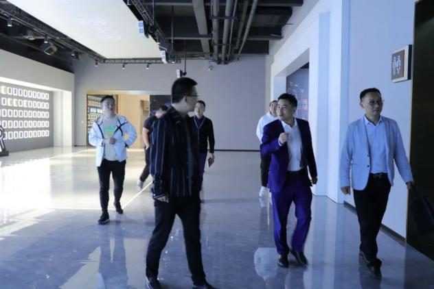 天貓優(yōu)品理想廚房王雁北一行蒞臨集成灶品牌帥豐電器參觀調(diào)研！