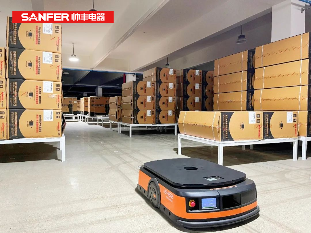 萬臺(tái)的倉(cāng)儲(chǔ)空間來得及發(fā)貨嗎？別急！帥豐有AGV智能搬運(yùn)車