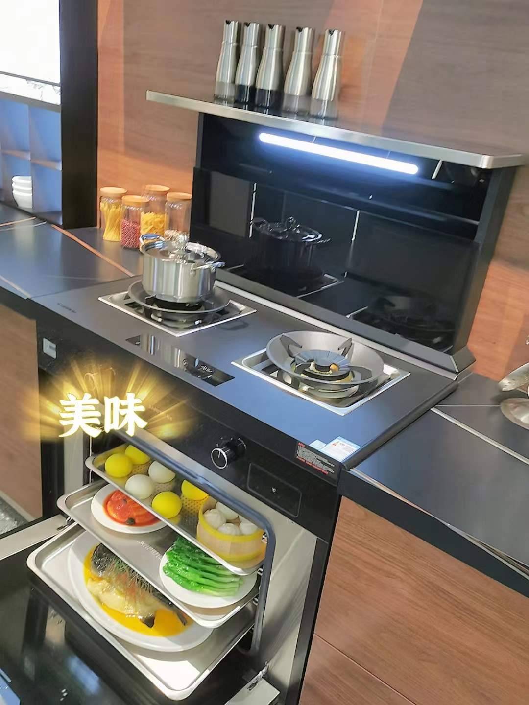 拿什么拯救廚房臟亂差，帥豐集成灶+集成水槽滿足所有需求