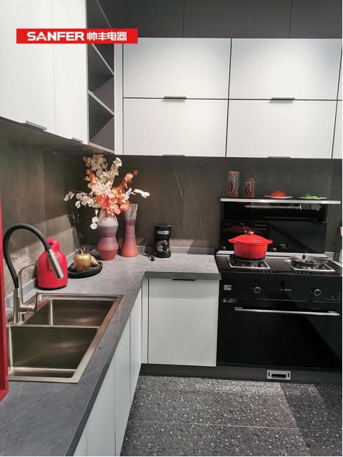 集成灶到底怎么選？這四個(gè)集成灶選購技巧，讓你不踩雷！