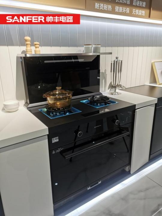 小廚房大空間，集成灶品牌帥豐T1-7B大牌好物帶回家