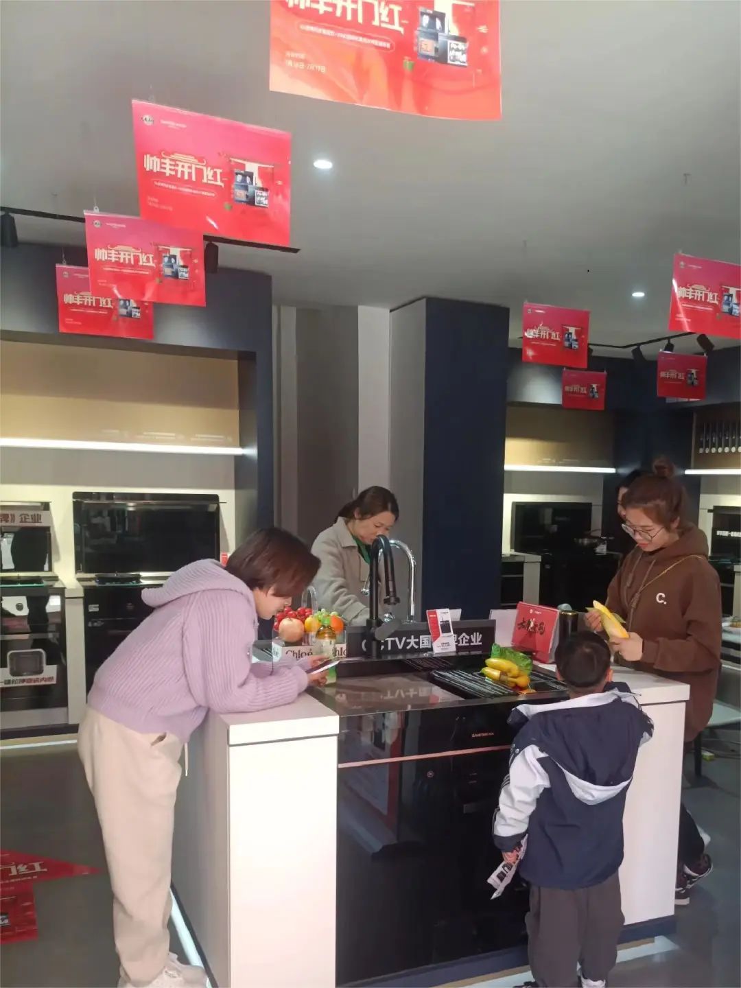 集成灶品牌帥豐為加盟商持續(xù)賦能，贏戰(zhàn)終端市場(chǎng)！