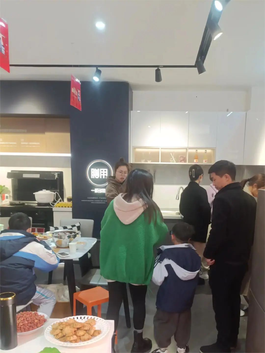 集成灶品牌帥豐為加盟商持續(xù)賦能，贏戰(zhàn)終端市場(chǎng)！