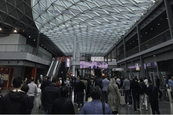 董事長商若云帶隊探知米蘭家具展，洞察國際家居設計新趨勢