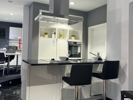 與國際先進理念接軌，全力打造一站式高端全屋定制