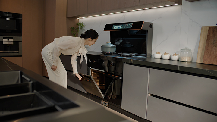 霸屏央視！帥豐電器以7星標(biāo)準(zhǔn)，定義集成灶新時(shí)代