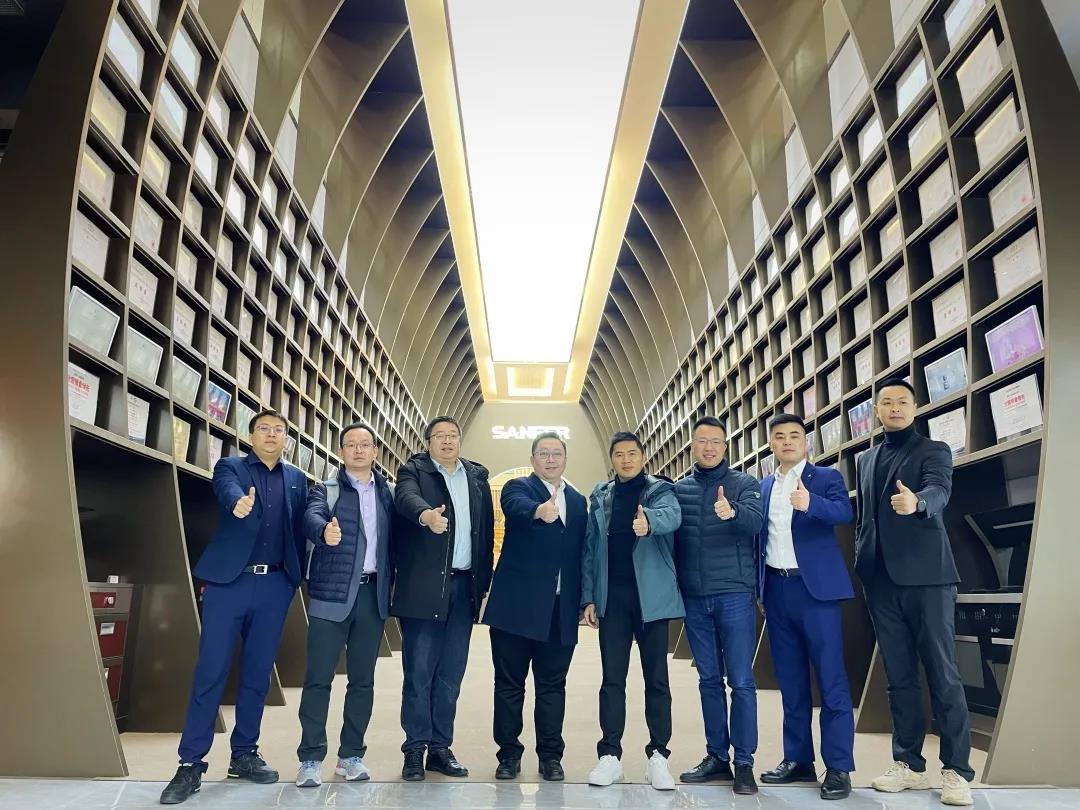 深化合作，共謀發(fā)展｜居然之家新零售集團(tuán)副總裁王鵬一行蒞臨考察帥豐電器