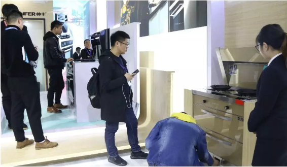 AWE現(xiàn)場速報 | 國內(nèi)外廚電品牌爭奇斗艷，帥豐電器大放異彩!