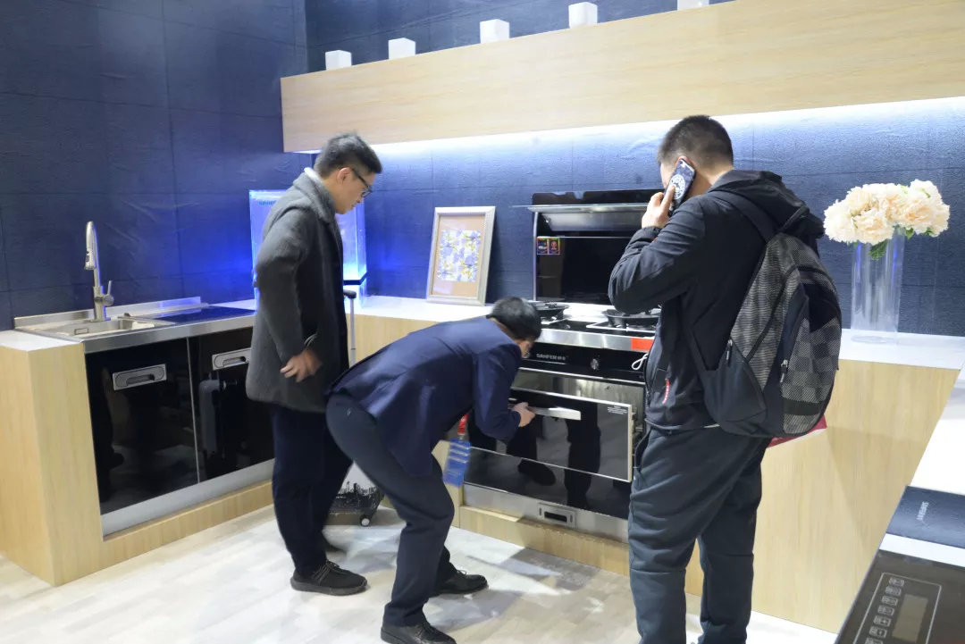 2019中國(guó)建博會(huì)開展日，帥豐帶你領(lǐng)略建裝潮流風(fēng)尚！