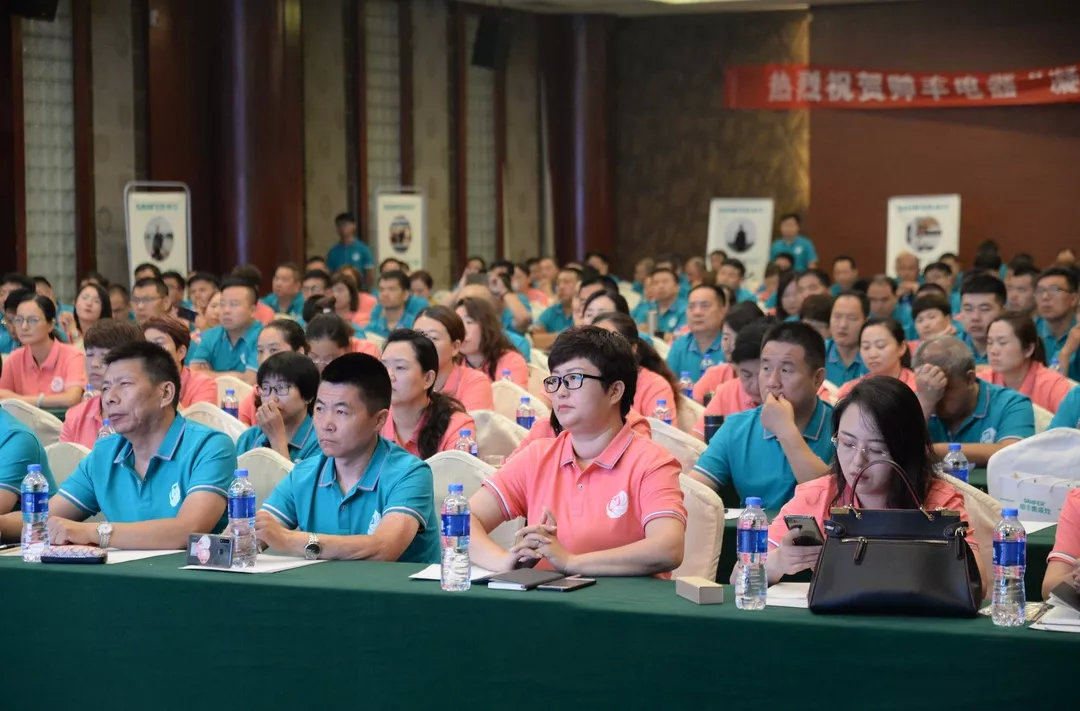 帥豐經(jīng)銷商年中會(huì)議圓滿落幕，下半年繼續(xù)沖沖沖！