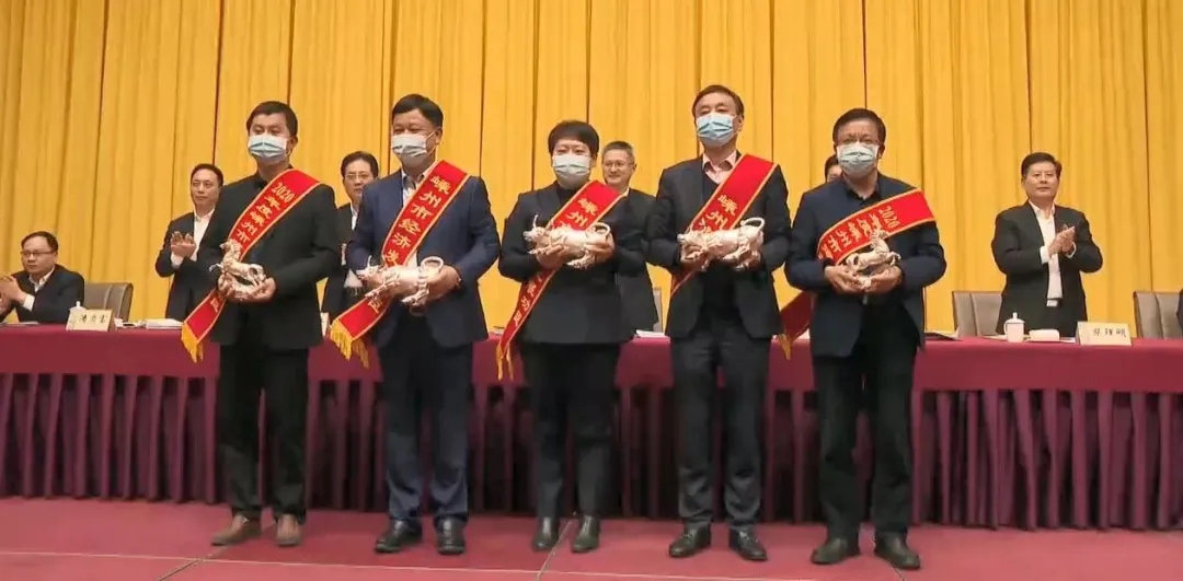 開(kāi)門紅！帥豐斬獲“工業(yè)企業(yè)30強(qiáng)”、“經(jīng)濟(jì)發(fā)展功臣”等多項(xiàng)大獎(jiǎng)