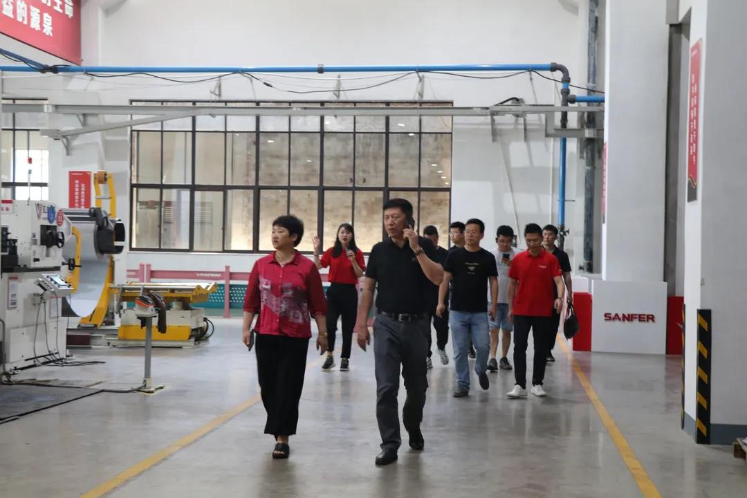聚力賦能 領跑共贏 | 考察團走訪帥豐電器，抒寫嵊州廚電新篇章！