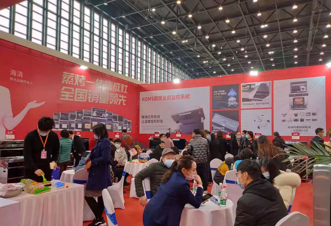 帥豐集成灶鄭州華夏家博會簽單107臺，蒸烤一體集成灶驚艷全場！