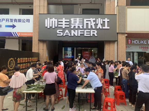 帥豐集成灶全國標(biāo)桿門店贛州店銷售秘笈大揭秘