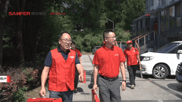 什么是人類高質(zhì)量的廚電產(chǎn)品？聽(tīng)?zhēng)涁S集成灶告訴你