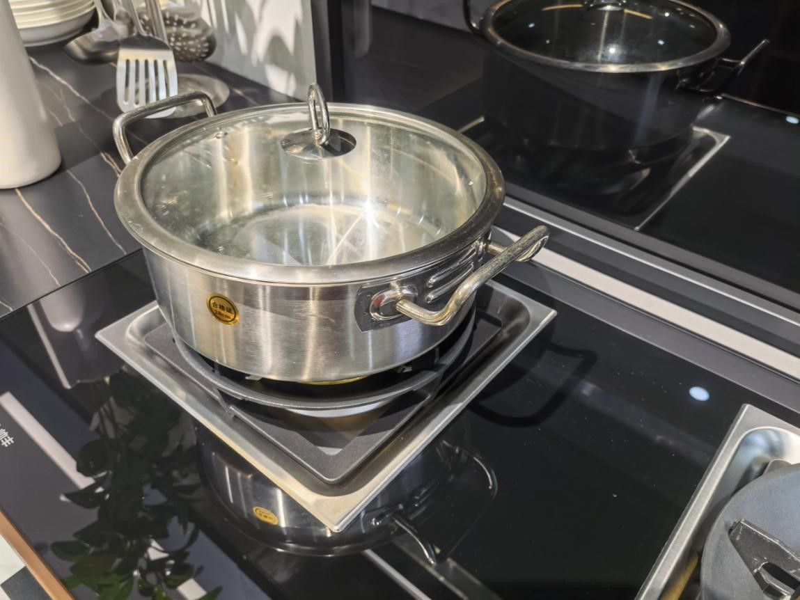 蒸烤集成灶哪個牌子好？求推薦